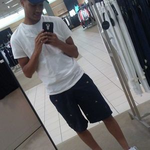 Meet your Posher, Julian